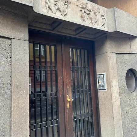 Pia Apartment *